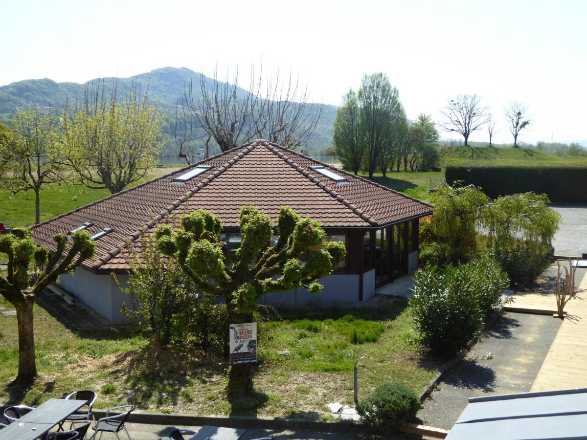 Auberge De La Paillere Lavours Exterior foto